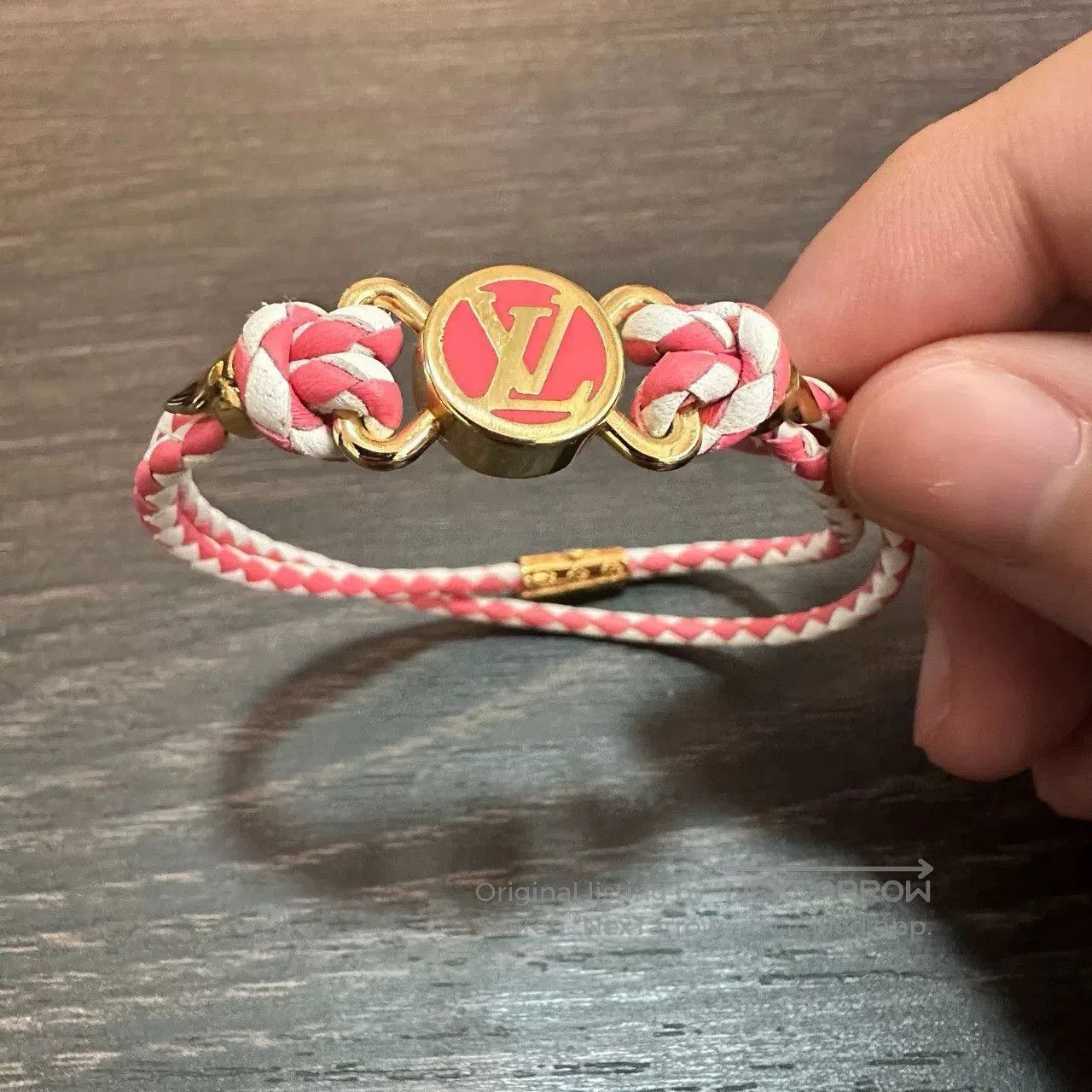 Louis Vuitton Louis Vuitton New Pink Leather Bracelet 17cm. Size ONE SIZE - 1 Thumbnail