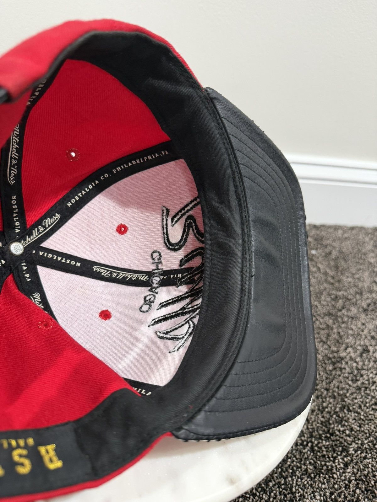 Just Don × Mitchell & Ness Just Don x Mitchell & Ness NBA Chicago Bulls Red Python Hat Size ONE SIZE - 9 Thumbnail