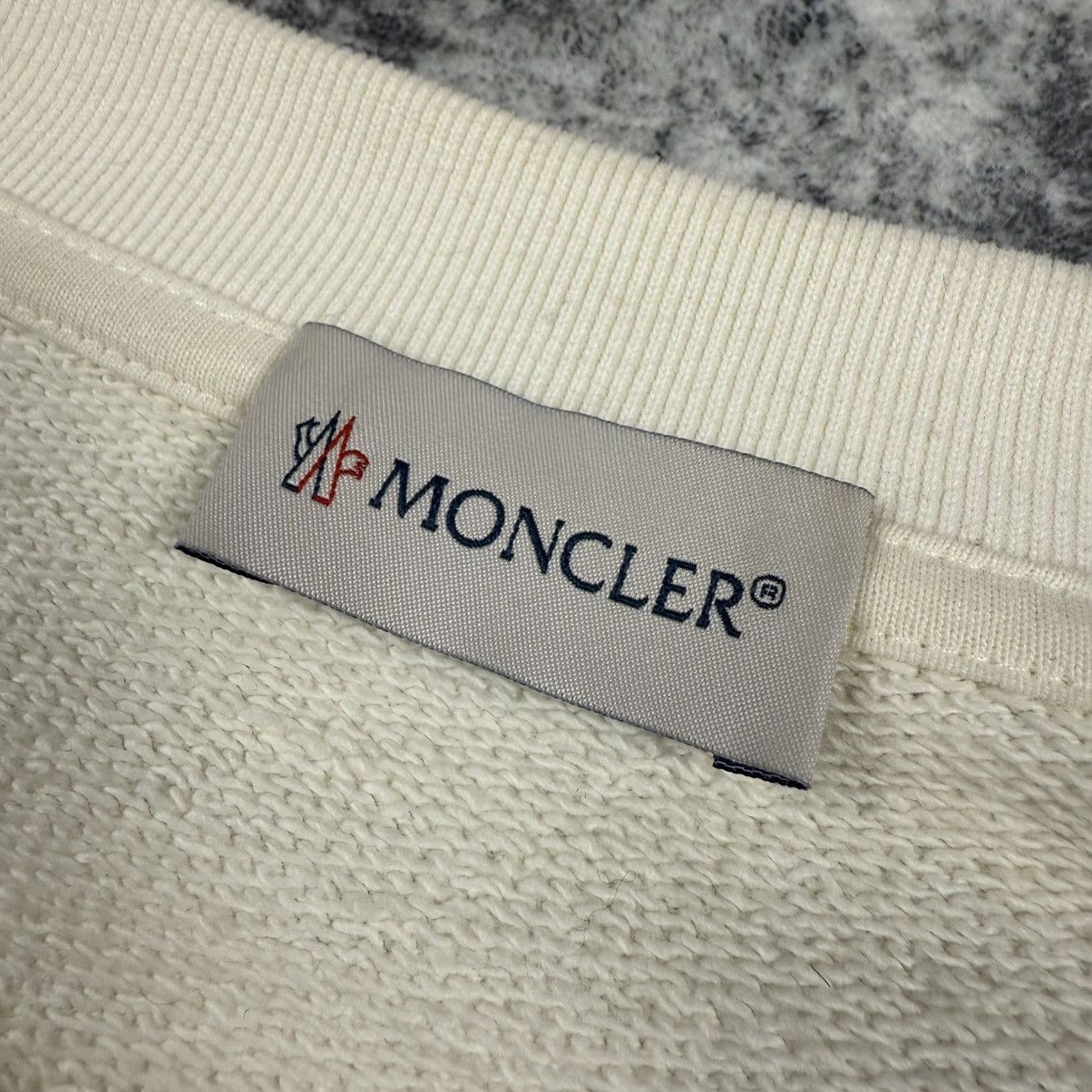 Moncler Moncler Embroidered Logo ‘Cream’ Crewneck Size US M / EU 48-50 / 2 - 4 Thumbnail
