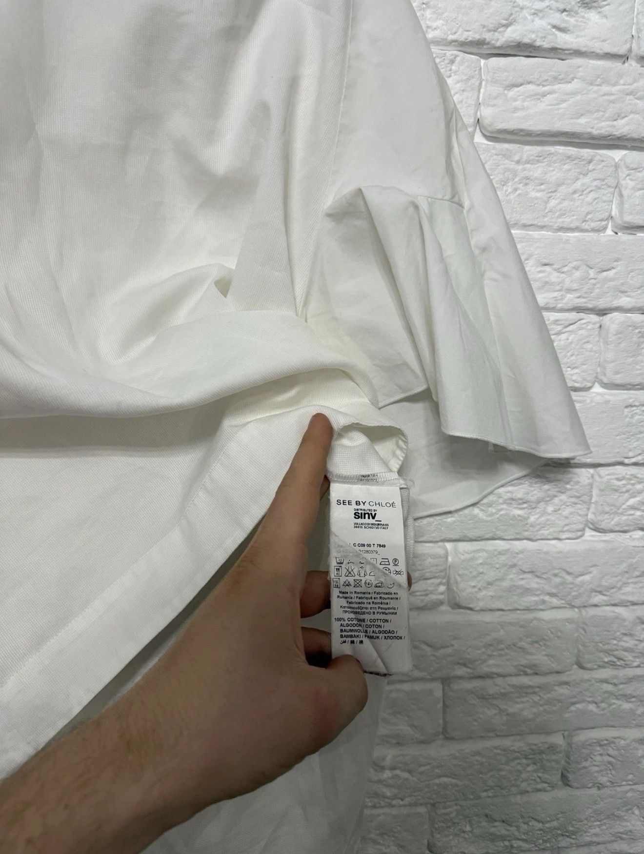 See by Chloe See By Chloe Ruffle Sleeve Blouse Asymmetrical Hem Sz M Size M / US 6-8 / IT 42-44 - 5 Thumbnail