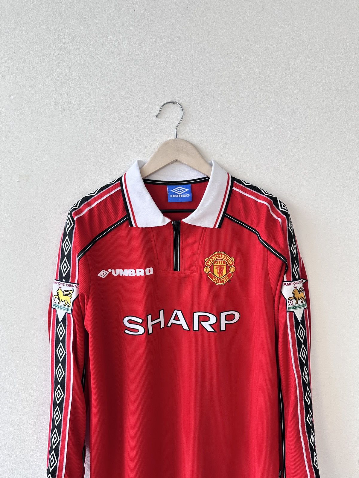 Umbro Beckham #7 Man Utd 99 Final Treble Shirt Umbro Long Sleeve L Size US L / EU 52-54 / 3 - 5 Thumbnail