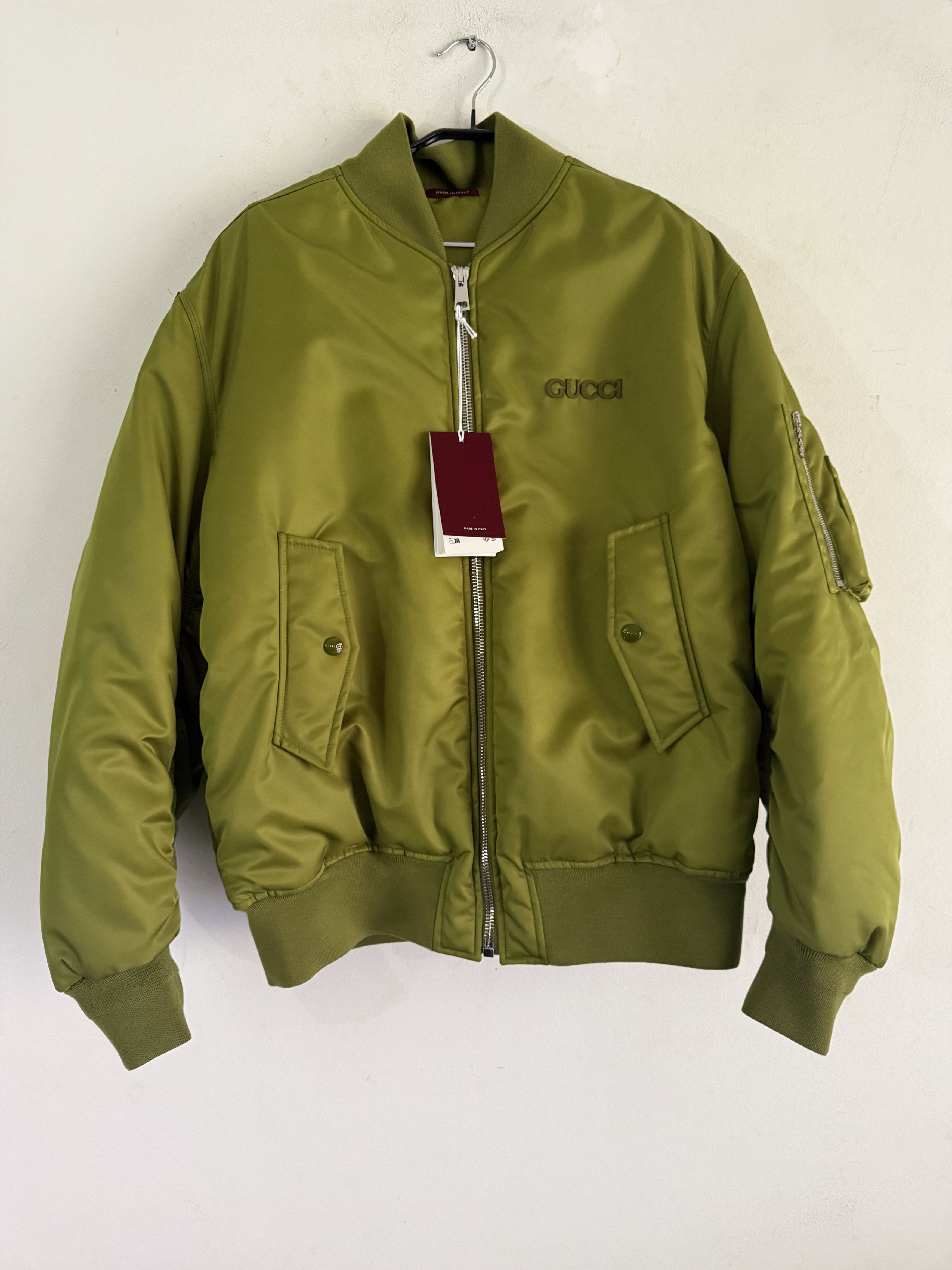 Gucci Runway FW '24 Logo-Appliquéd Padded Satin Bomber Jacket Size US M / EU 48-50 / 2 - 2 Thumbnail