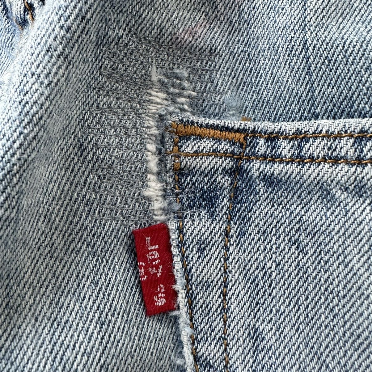 Levi's Levis 501 Distressed Light Blue Denim 32x31 D681 Size US 32 / EU 48 - 13 Thumbnail