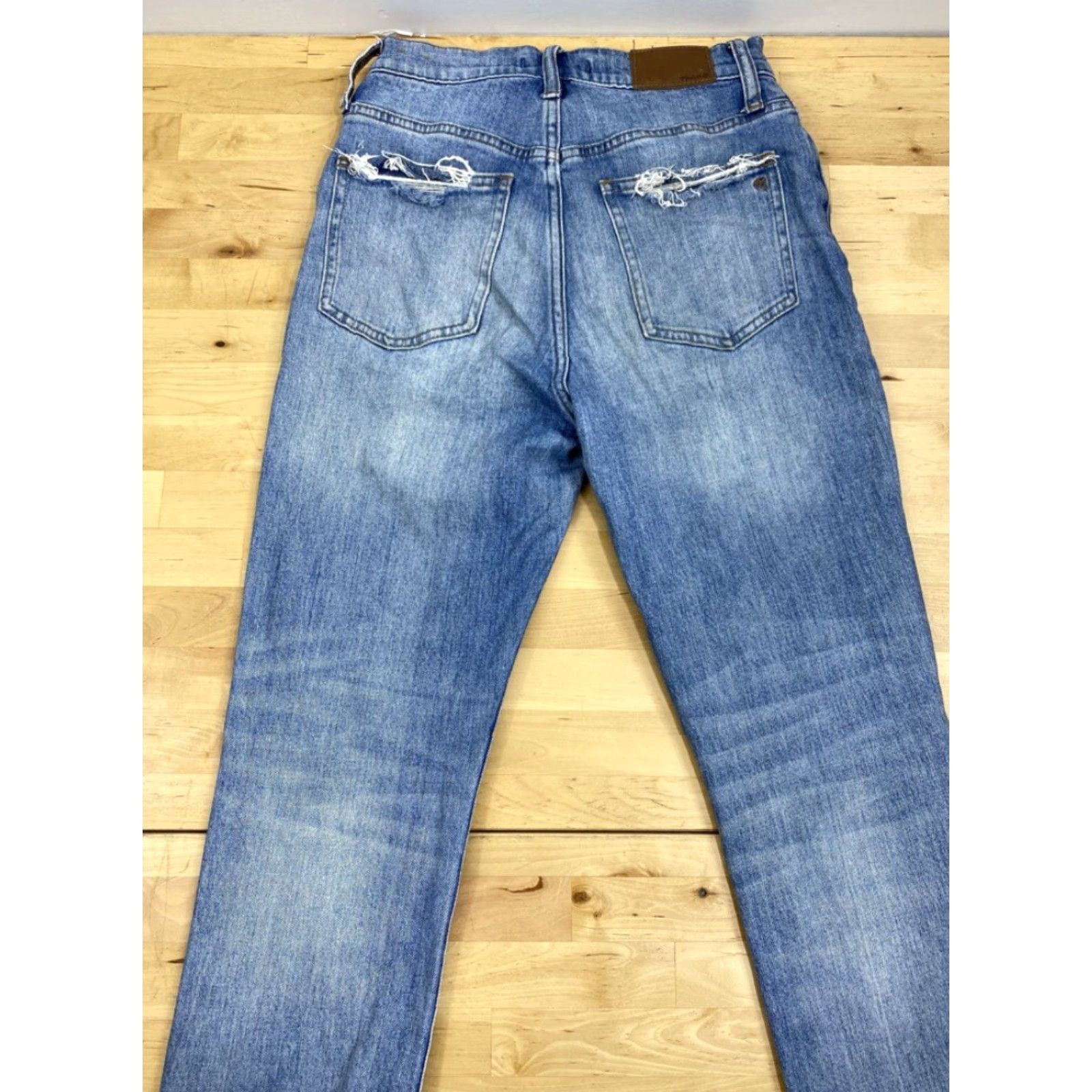 Madewell Madewell Jeans The Perfect Vintage Jean Blue Denim 29 Regular 5-Pocket Distressed Button Zip Belt Loops Size 29" - 3 Thumbnail