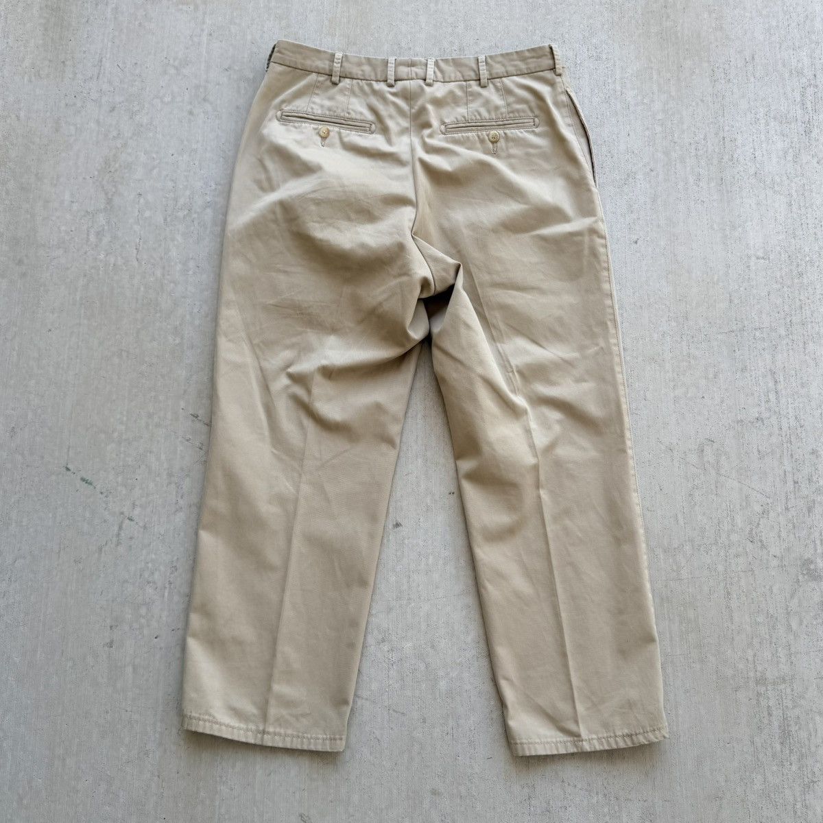 Peter Millar Peter Millar Chino Pants Size 33 Straight Fit Khaki Golf Size US 33 - 4 Thumbnail