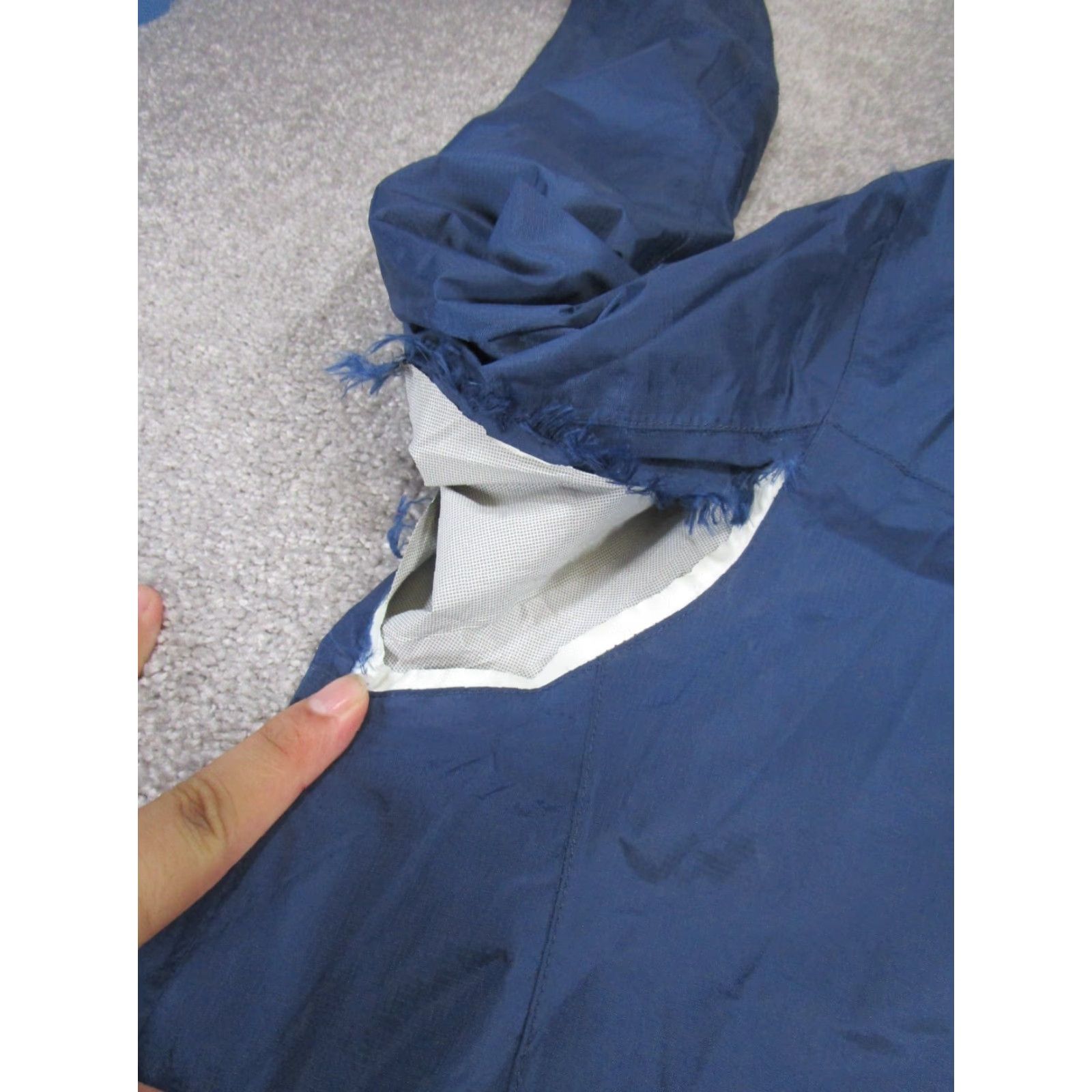 Vintage L.L. Bean Jacket Mens Medium Tall Trail Model Rain Jacket Blue Rips Size US M / EU 48-50 / 2 - 6 Thumbnail