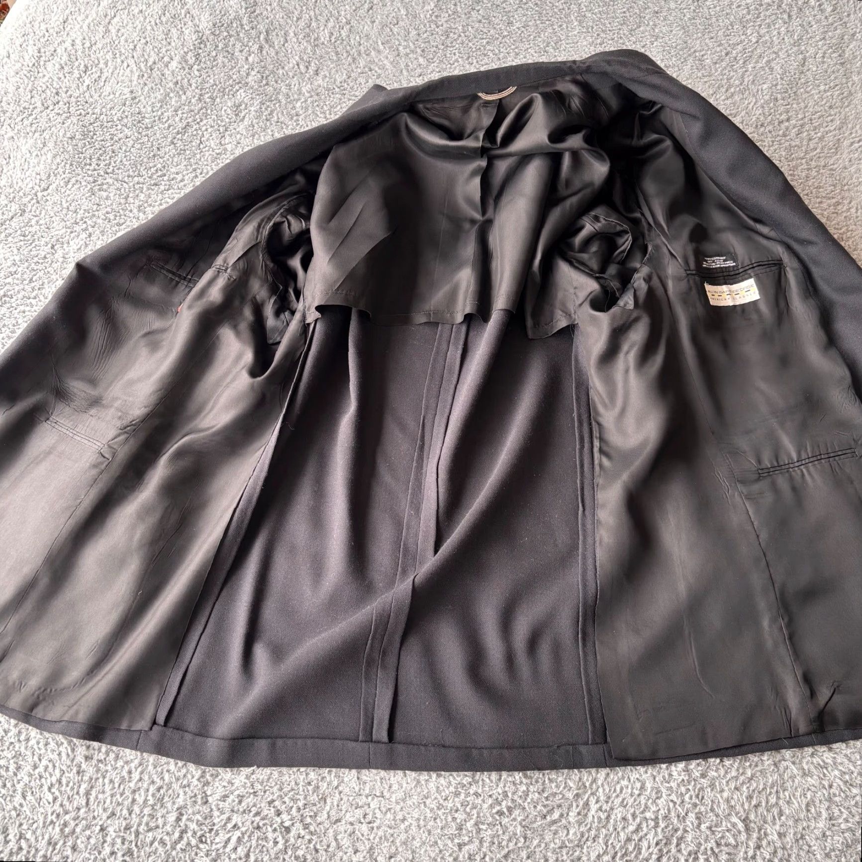 George VINTAGE Allyn St. George Blazer Mens 46L Black 3 Gold Button Wool Blend USA 80s 90s Classic Preppy Size 46R - 4 Thumbnail