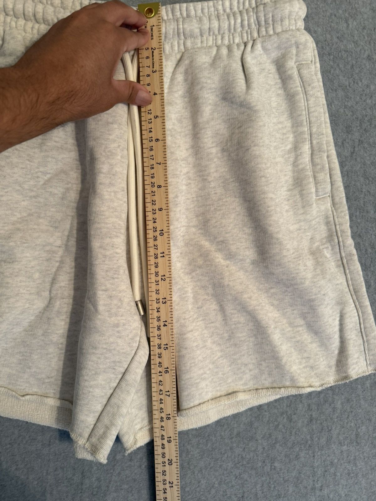 Drew House Drew House Basic Dove Sweat Shorts Size US 32 / EU 48 - 9 Thumbnail