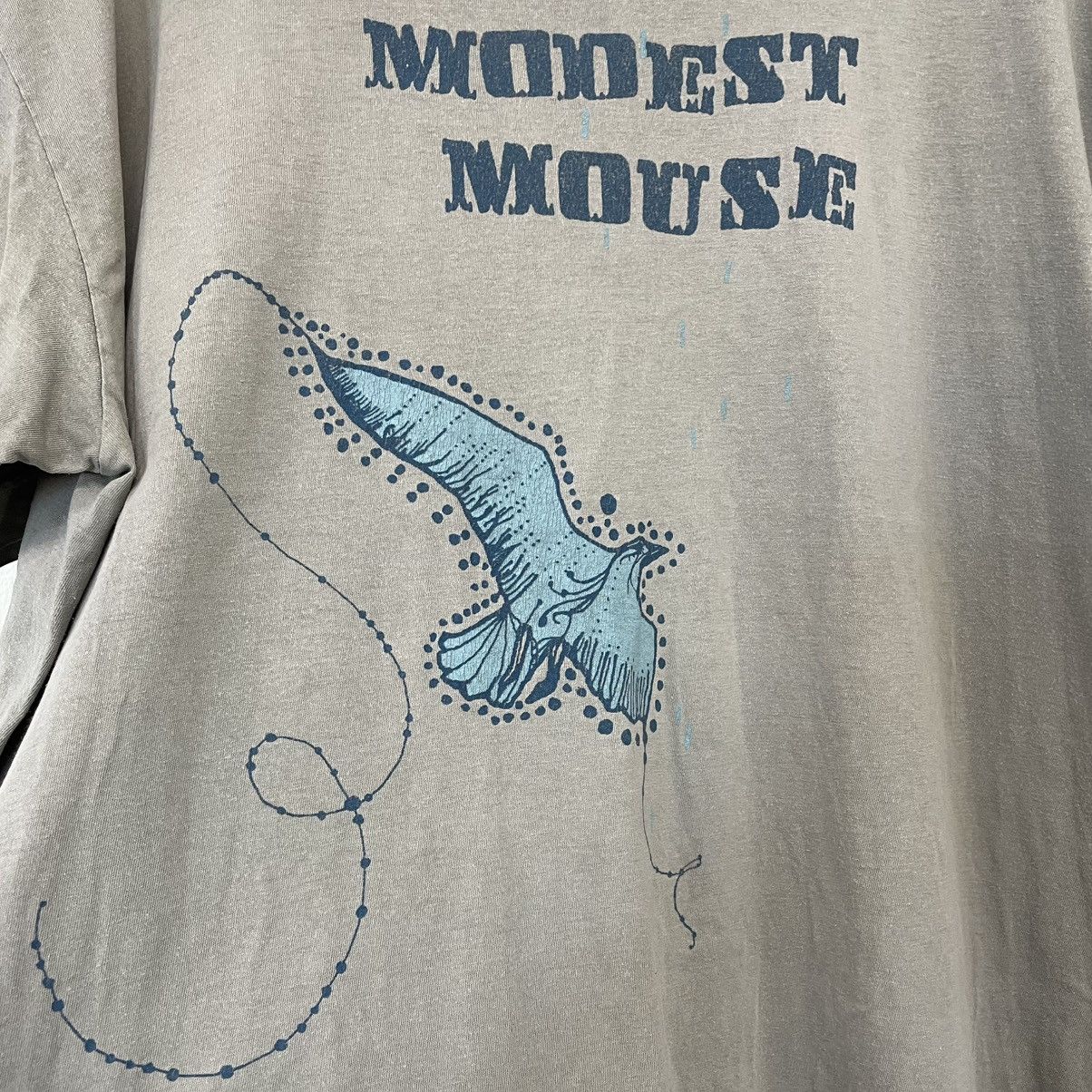 Band Tees Vintage Modest Mouse band t shirt Size US XL / EU 56 / 4 - 5 Thumbnail