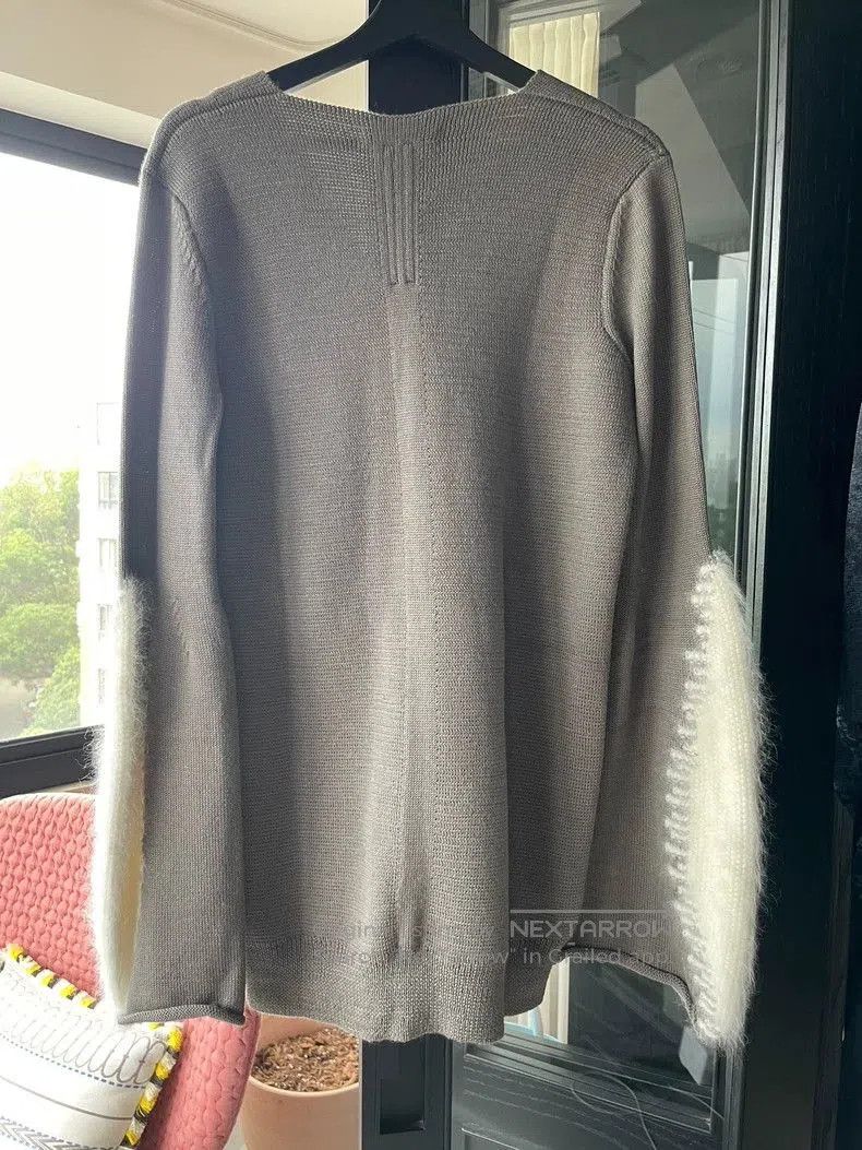 Rick Owens Rick Owens Lazy V-neck knitted skirt with rabbit fur sleeve Size US M / EU 48-50 / 2 - 2 Thumbnail