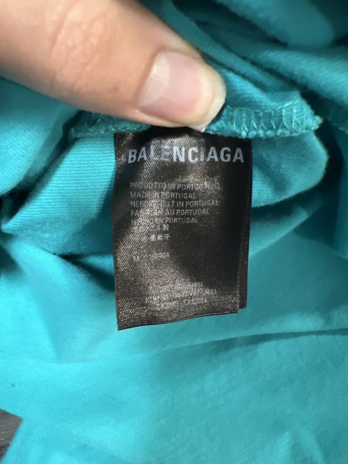 Balenciaga Balenciaga Caps Destroyed Flatground T-Shirt (PreOwned) Size US M / EU 48-50 / 2 - 5 Thumbnail