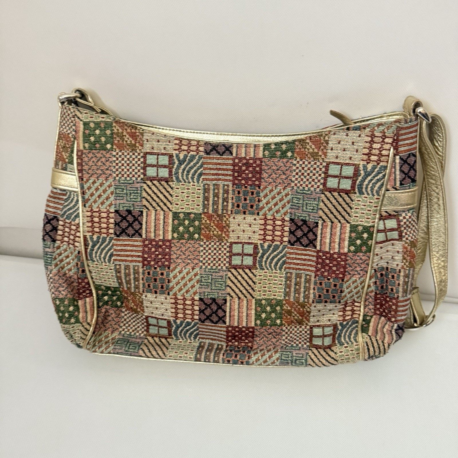SAS Vtg SAS Tapestry Leather Patchwork Purse Grandmacore Size ONE SIZE - 3 Thumbnail