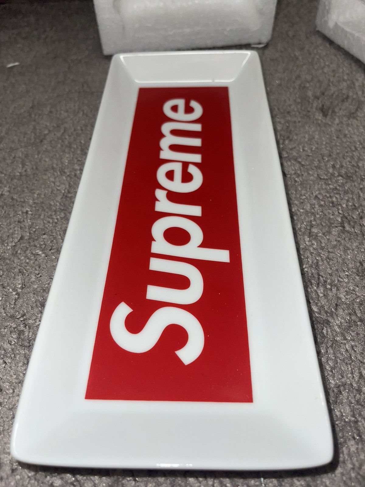 Supreme 'Ceramic Tray'セラミックトレイ トレー 小物入れ 皿