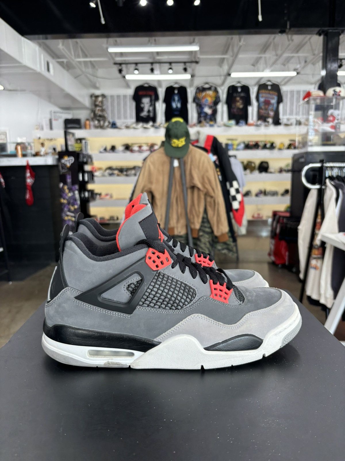 Jordan Brand Jordan 4 Retro Infrared Sz. 10 Size US 10 / EU 43 - 7 Thumbnail