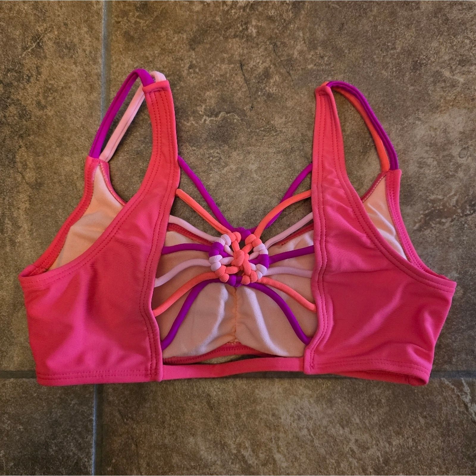 Other Shades Of Pink | XHLN | Bikini Top Size ONE SIZE - 2 Thumbnail