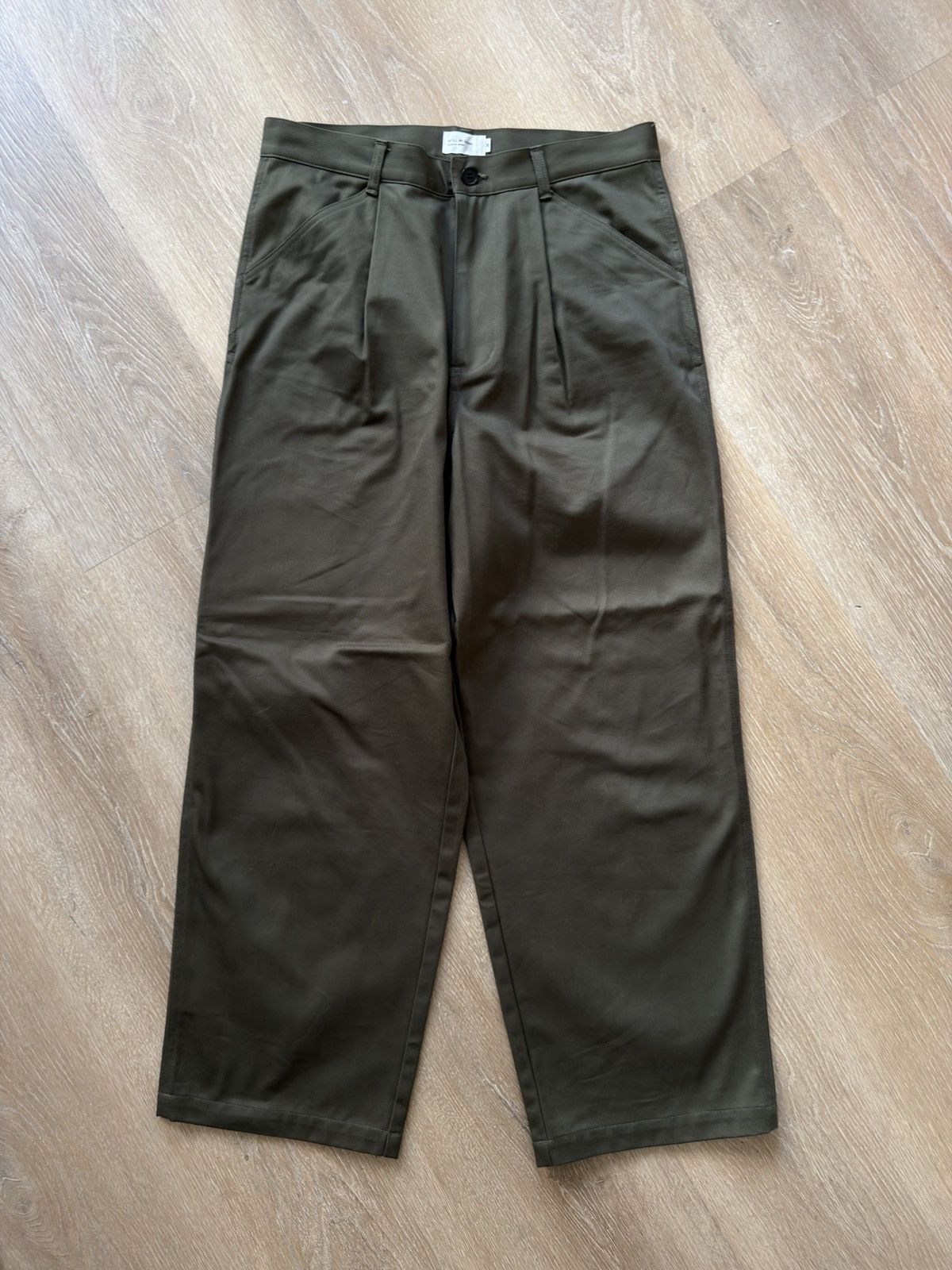 Pleated Work Pant Olive 48