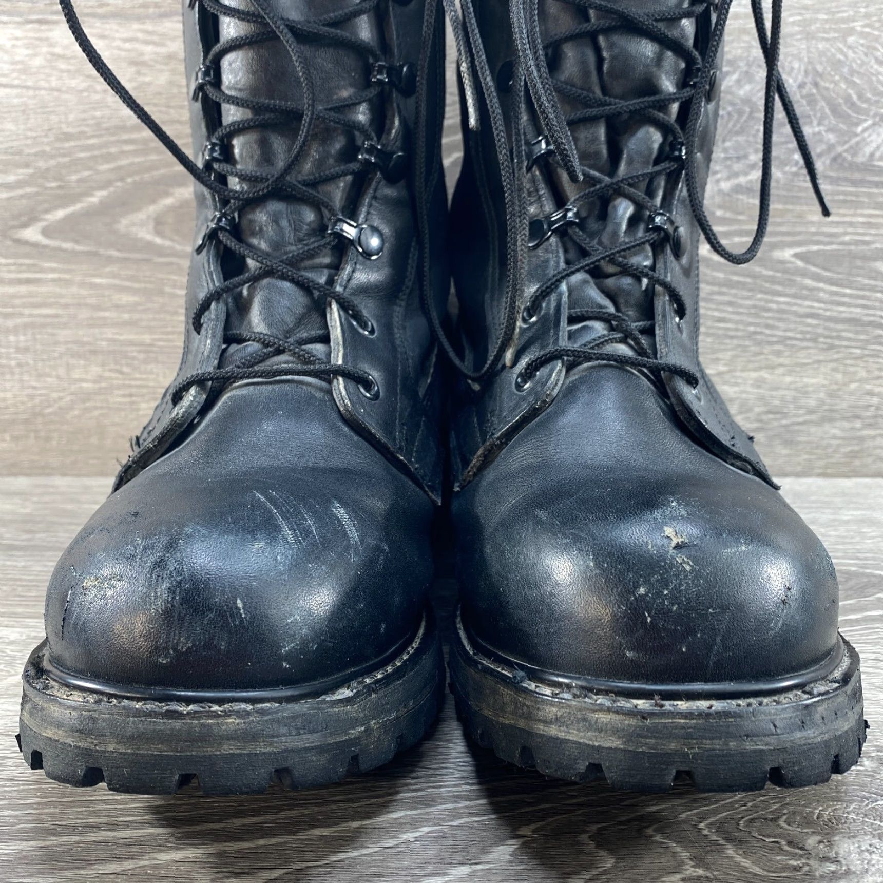 Vintage Military Combat Black Leather Lace Up Round Toe Boots Mens Size 9 W Vibram Sole Size US 9 / EU 42 - 4 Thumbnail
