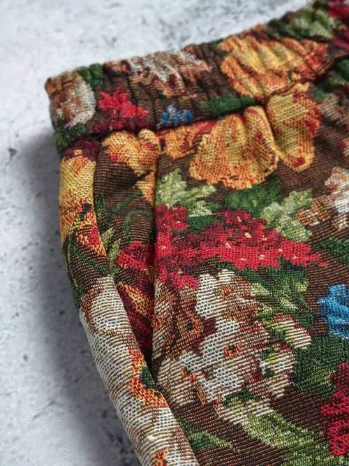 Jean VIntage Fashion designer Floral shorts Size US 30 / EU 46 - 2 Thumbnail