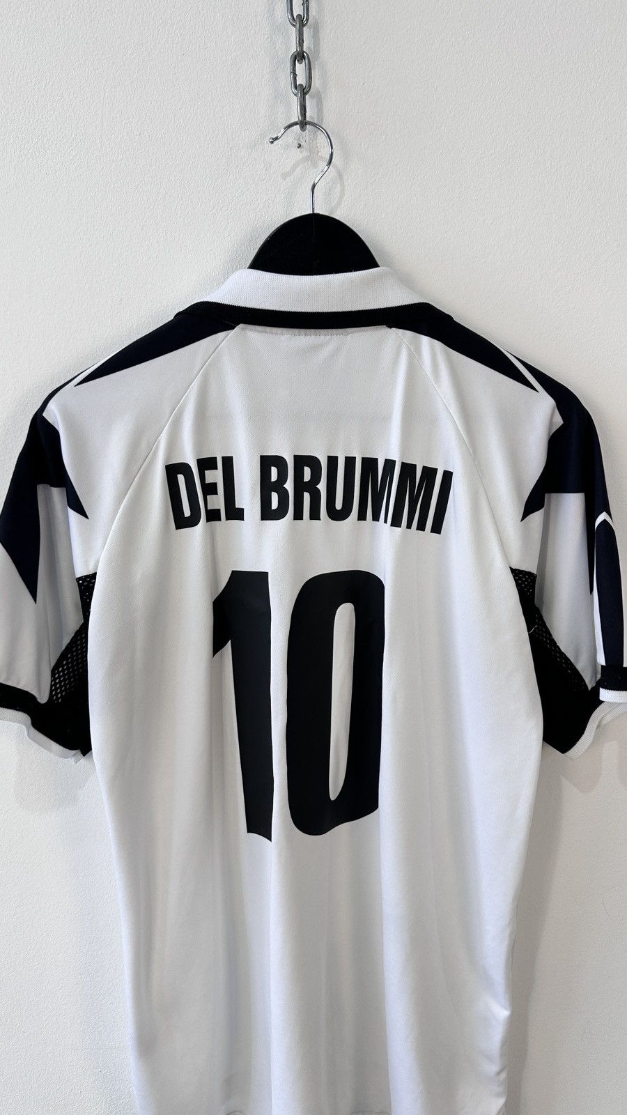 Kappa Vintage Juventus 1998-99 Away Shirt Kappa D+ Jersey Size M Size US M / EU 48-50 / 2 - 15 Thumbnail