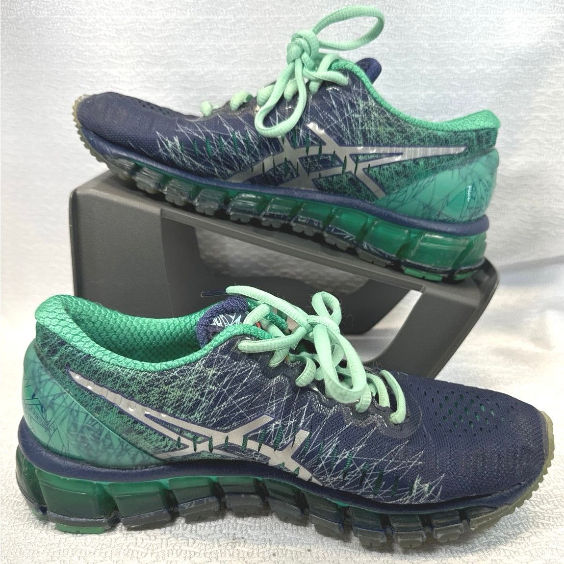Asics Asics Gel Quantum Athletic Running Shoe Silver women sz 6 Size US 6 / IT 36 - 2 Thumbnail
