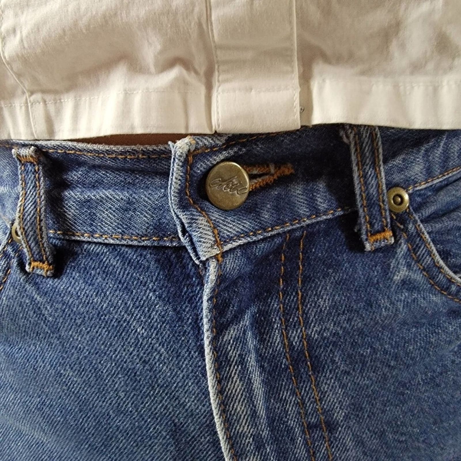 Vintage Vintage USA High Rise Mom Jeans By Chic Size 32" / US 10 / IT 46 - 8 Thumbnail