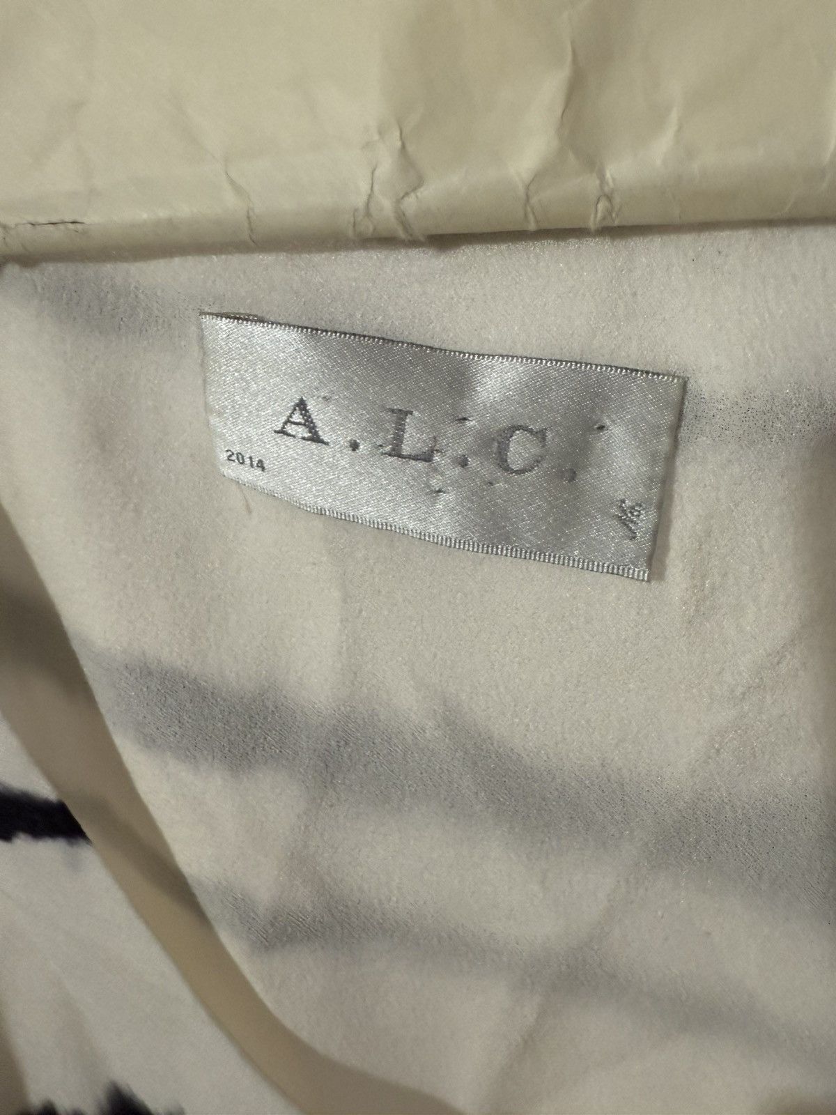 A.L.C. A.L.C. Tie Dye Crop Top Size Small Size S / US 4 / IT 40 - 3 Thumbnail