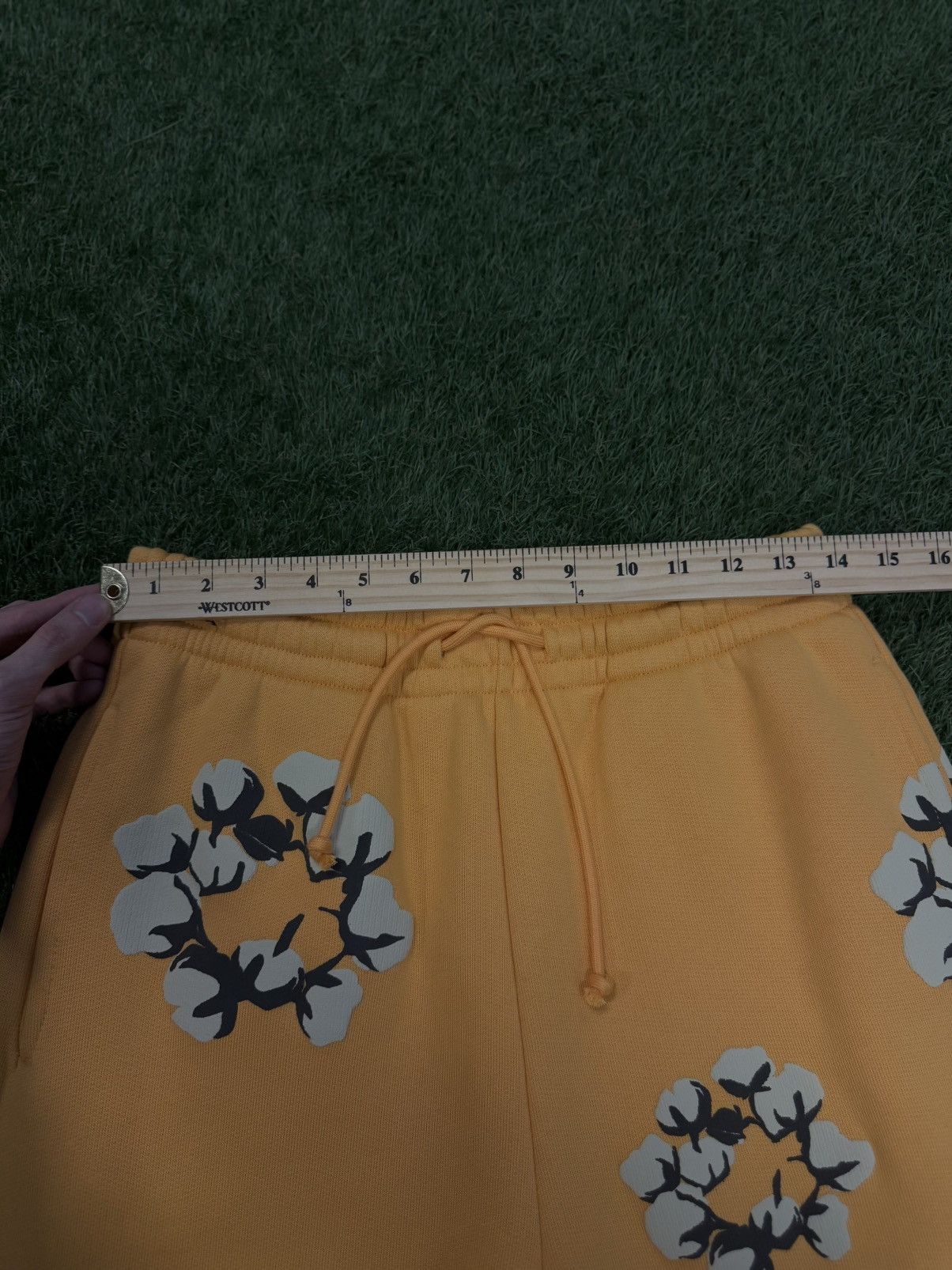 Cactus Plant Flea Market × DENIM TEARS Denim Tears x CPFM Sweatpants Cotton Wreath Size S (NEW) Size US 30 / EU 46 - 11 Thumbnail