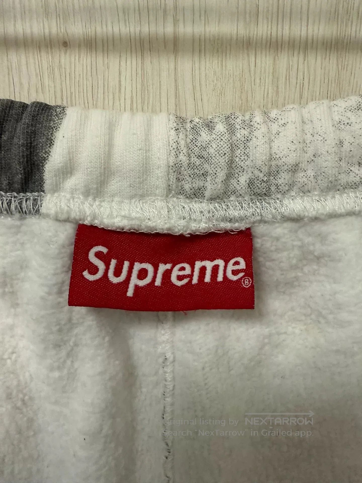 Supreme supreme jesus and mary sweatpants 18fw. Size US 34 / EU 50 - 5 Thumbnail