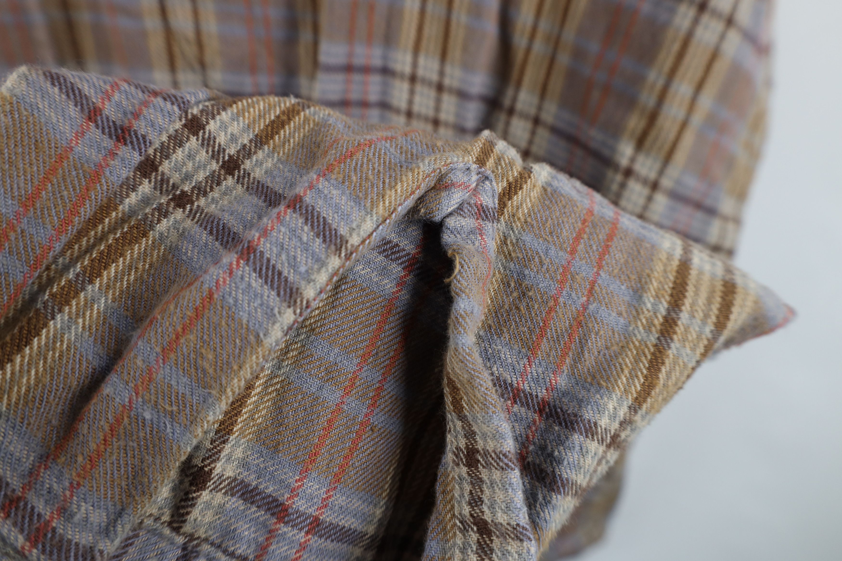 Vintage Vintage 90s Streetwear Earth Tone Flannel Button Down Shirt Size US L / EU 52-54 / 3 - 4 Thumbnail