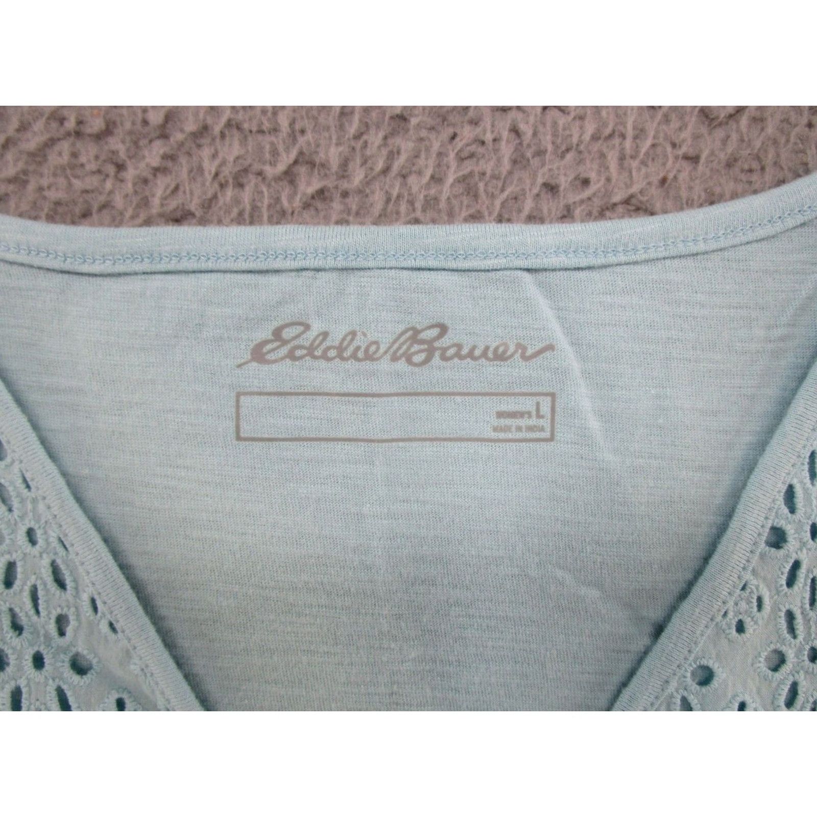 Eddie Bauer Eddie Bauer Women's V-Neck Eyelet Blue T-Shirt Size L 100% Cotton NEW Size L / US 10 / IT 46 - 2 Thumbnail