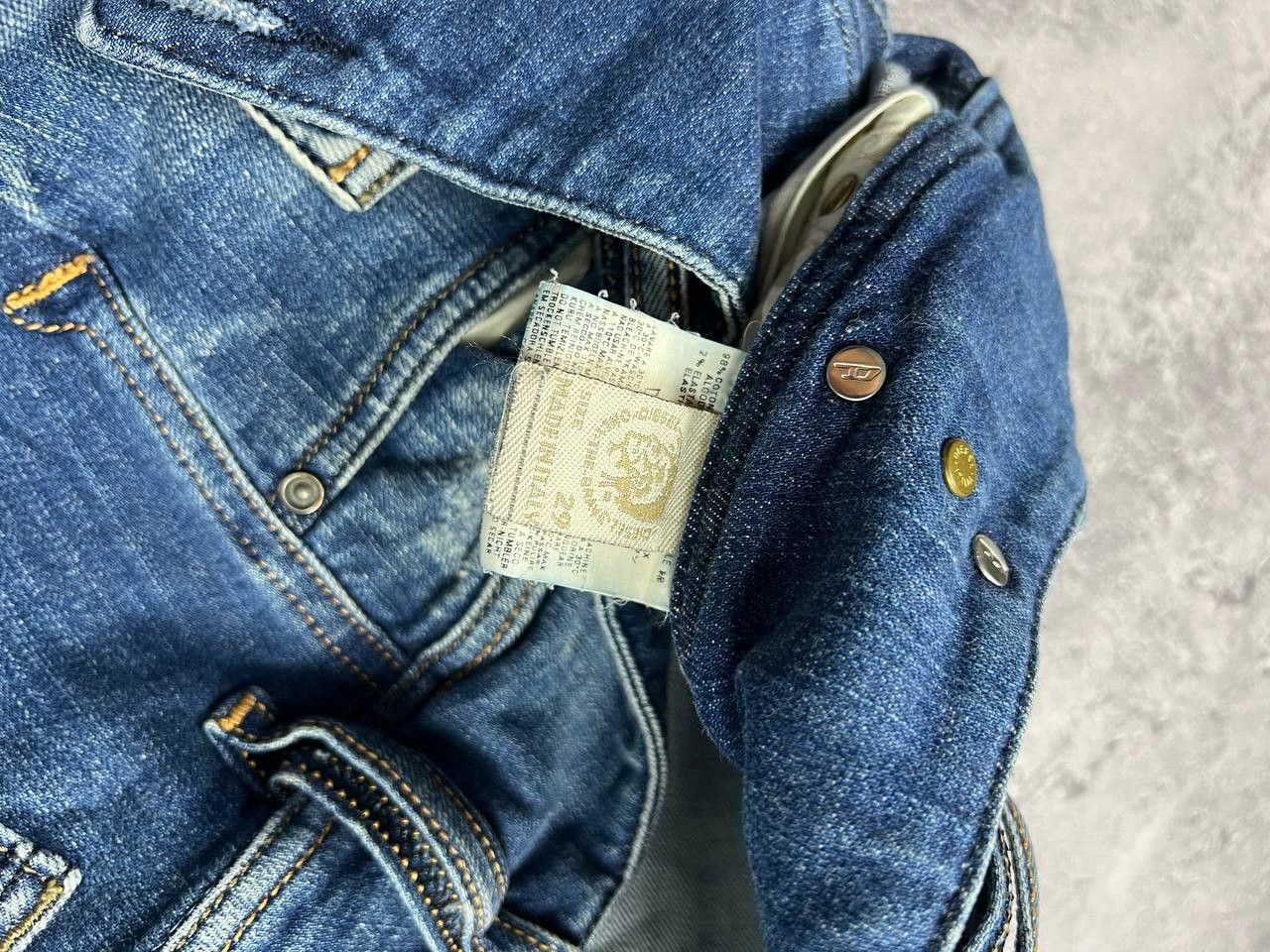 Diesel Vintage Diesel Jeans Flared Distressed Y2K Avant Garde Denim Size 32" / US 10 / IT 46 - 17 Thumbnail