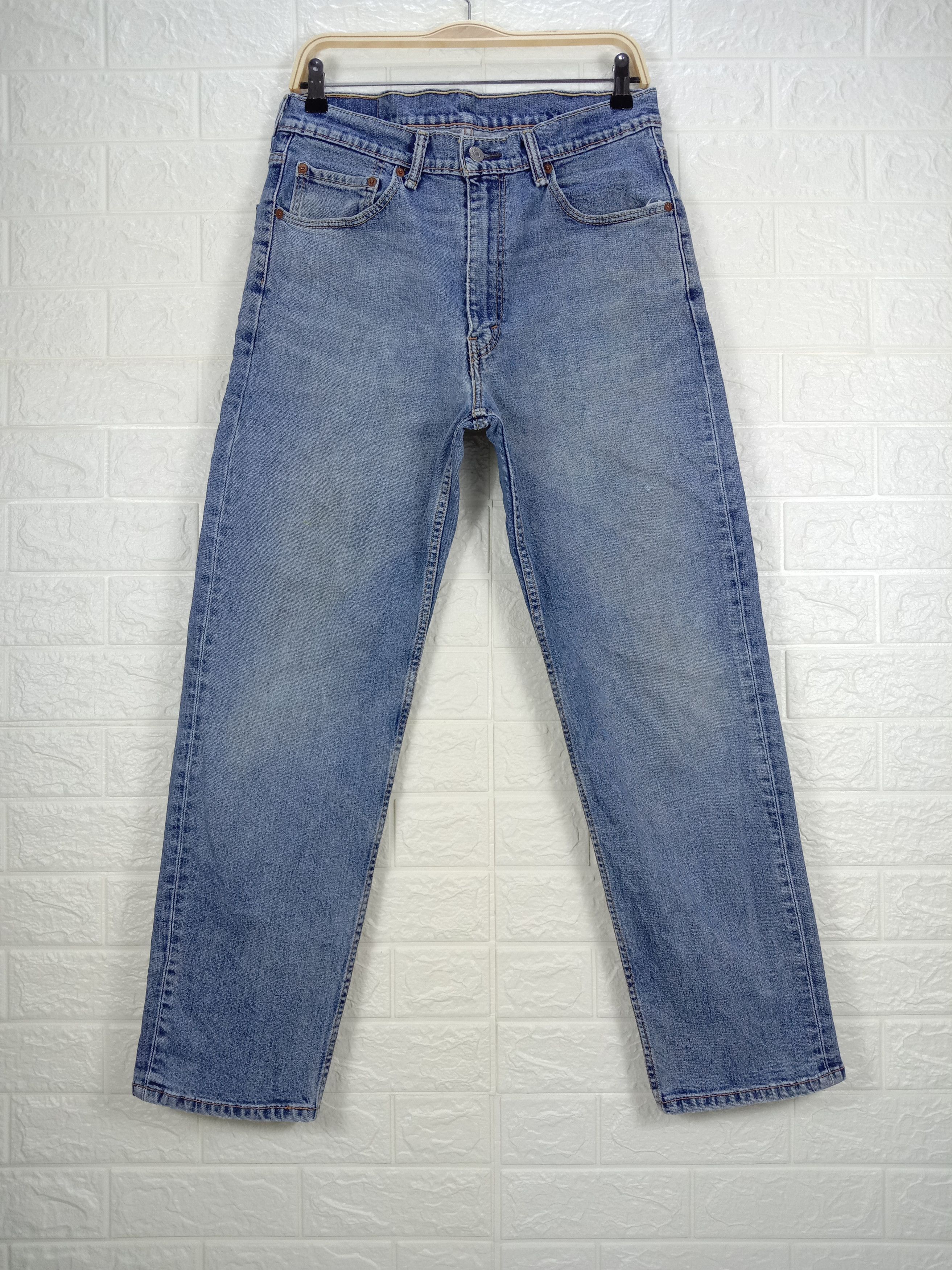 Levi's Vintage Levi's 550 Jeans Faded Blue Relaxed Fit Denim Size US 32 / EU 48 - 1 Thumbnail