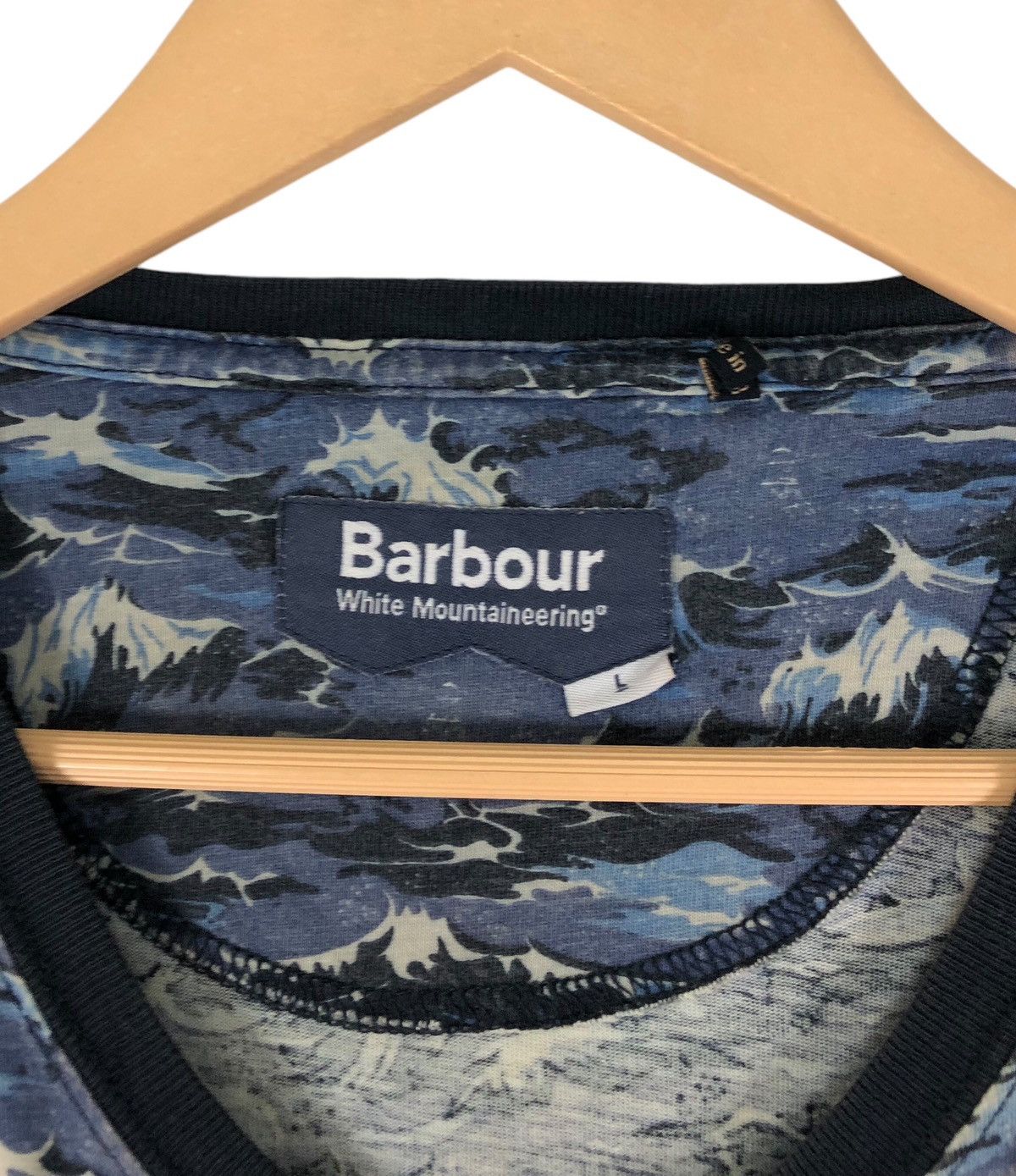 Barbour Barbour White Mountaineering Wave Camo T shirt Size US L / EU 52-54 / 3 - 7 Thumbnail