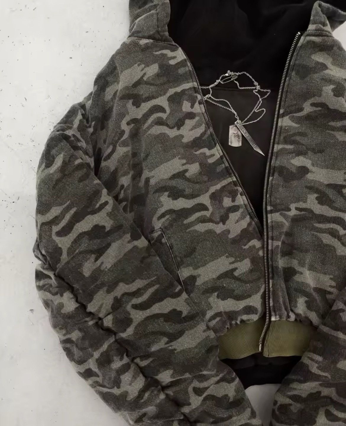 If Six Was Nine Y2K reversible camo jacket size large Size US L / EU 52-54 / 3 - 3 Thumbnail