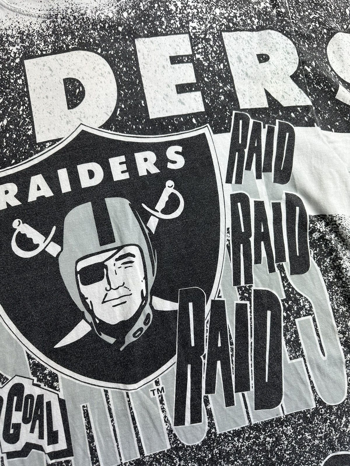 NFL 1992 Vintage 80s 90s Oakland Raiders Tshirt NFL Football tee Size US M / EU 48-50 / 2 - 4 Thumbnail