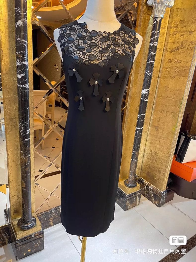Versace Versace Lace patchwork Medusa cross heavy work dress Size M / US 6-8 / IT 42-44 - 1 Thumbnail