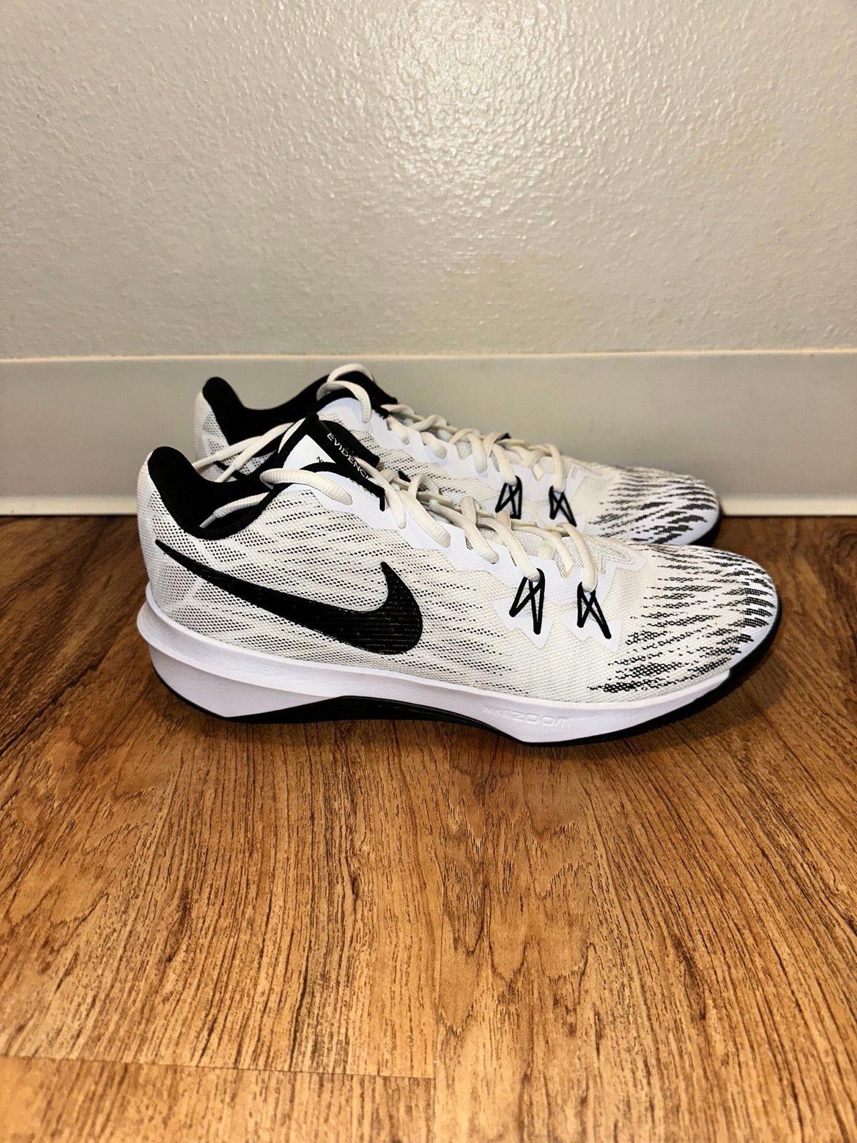 Nike Nike Zoom Evidence 2 White Sample Size US 9 / EU 42 - 1 Thumbnail