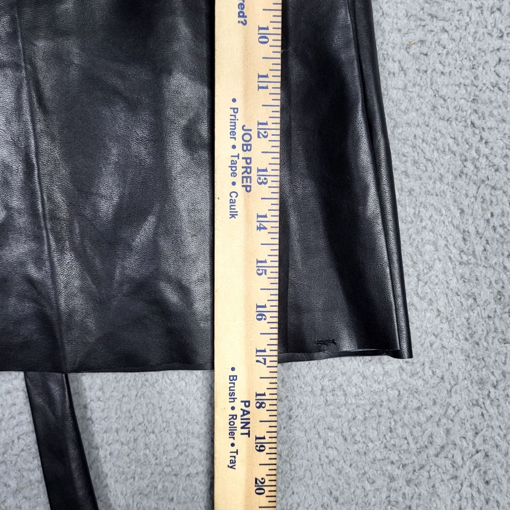 Vintage Wilfred Women’s black mini faux leather wrap skirt M Skirt Short Spring Summer Fall Winter Ladies Regular Size Black Size 32" / US 10 / IT 46 - 8 Thumbnail