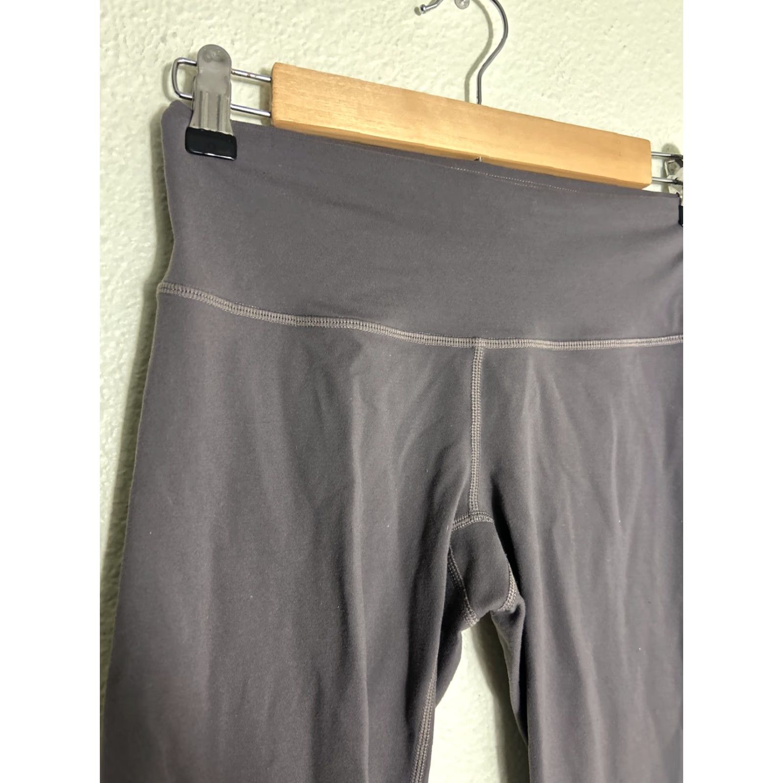 Prana prAna Leggings Capri XS Women Gray Athletic Activewear 24X26 Size 26" / US 2 / IT 38 - 4 Thumbnail