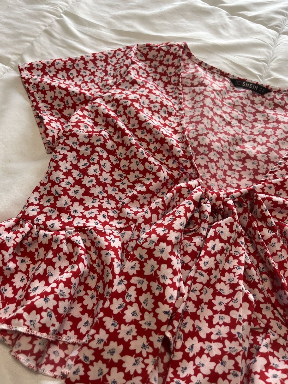 Shein red floral top Size S / US 4 / IT 40 - 2 Thumbnail