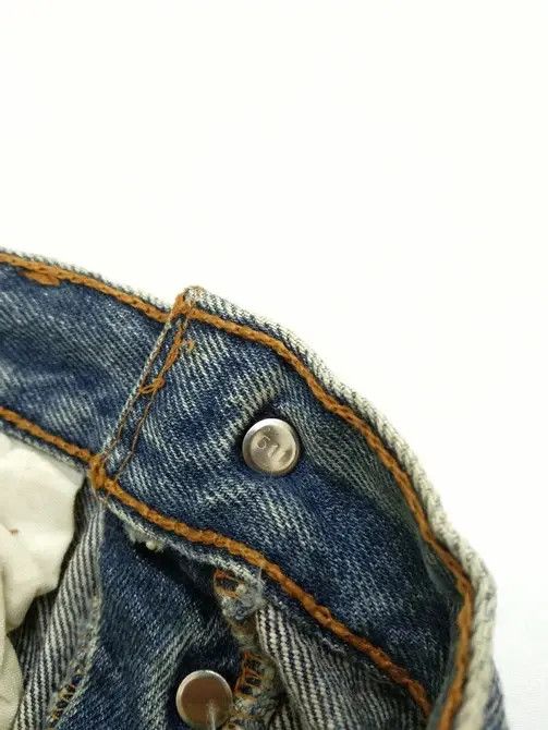 Levi's 90s Vintage Levi's 501 Made In USA Rusty Distressed Jeans Size US 32 / EU 48 - 6 Thumbnail