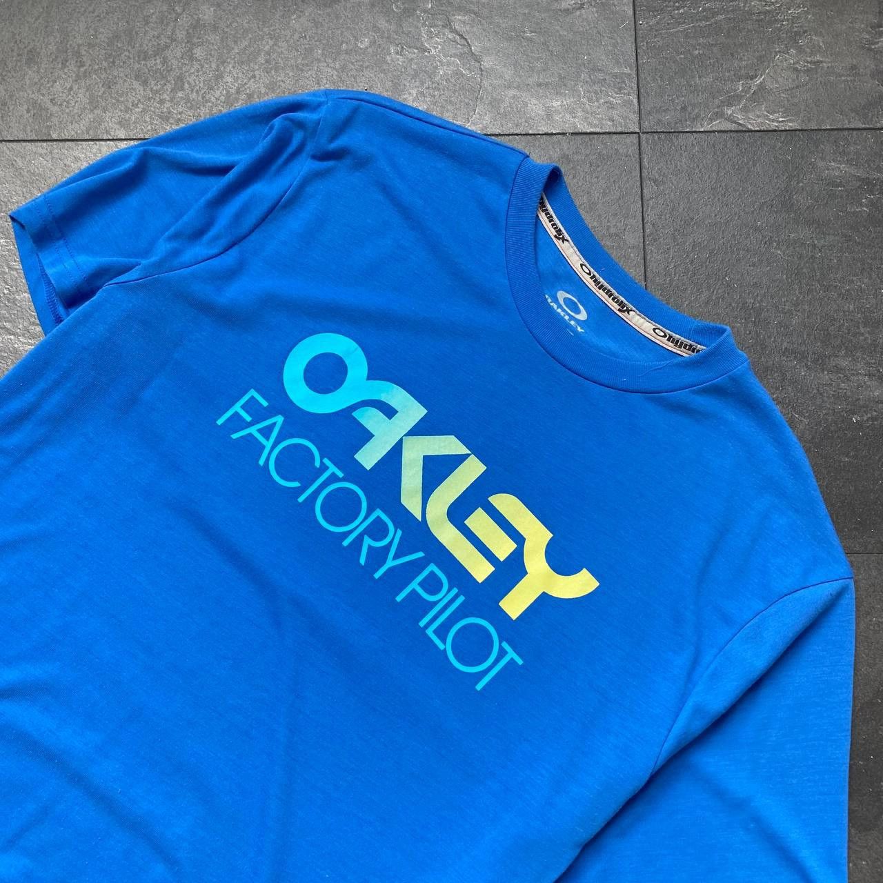 Oakley Big logo oakley factory pilot tee shirt Size US L / EU 52-54 / 3 - 2 Thumbnail