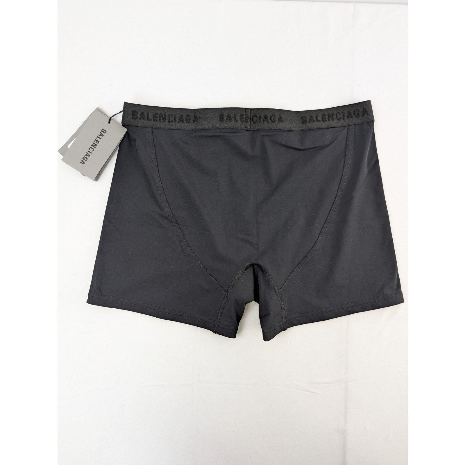 Balenciaga o1rshd1 Size: M / Swimwear Fitted Swim Trunks Short in Black Size US 32 / EU 48 - 14 Thumbnail