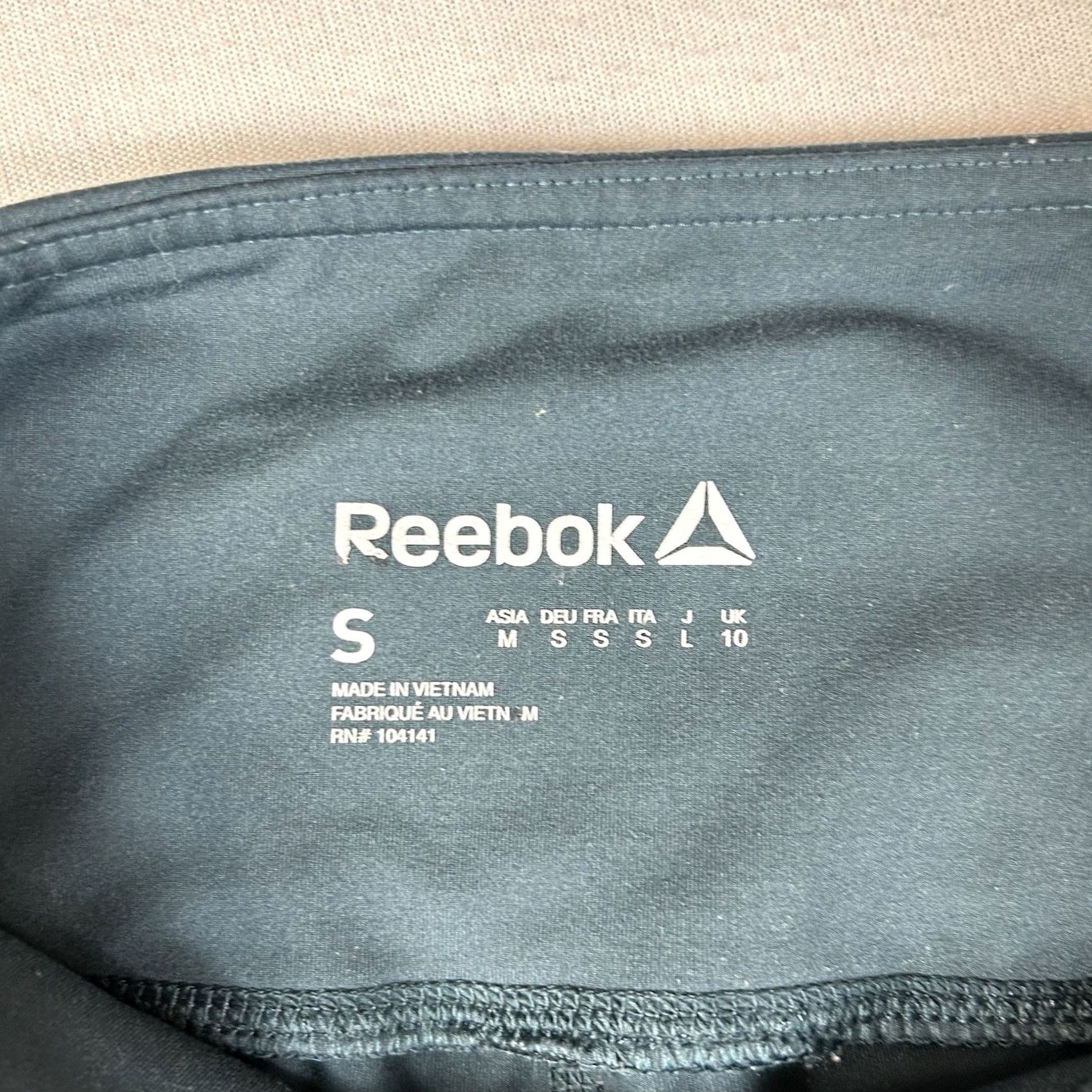 Reebok Reebok Capri Leggings Womens S Green Athletic Gym Run Workout Activewear Size 28" / US 6 / IT 42 - 4 Thumbnail