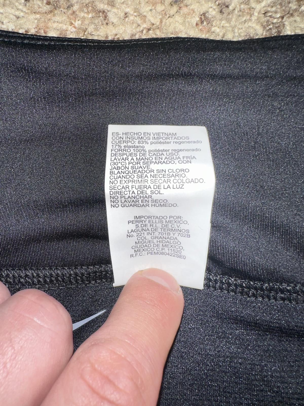 Nike Nike Essential Women's High-Waisted Swim Bottoms Size ONE SIZE - 8 Thumbnail