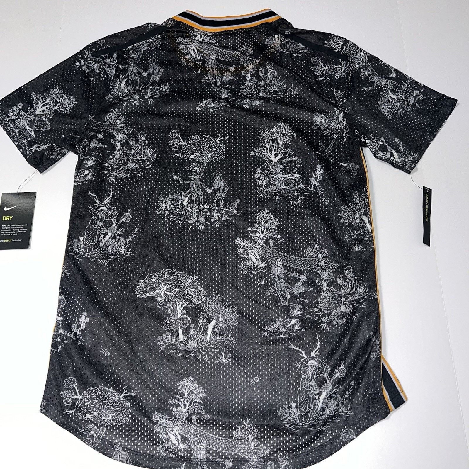 Nike Nike Medium Tennis Skeletons Agassi Garros AO0291 Size US M / EU 48-50 / 2 - 5 Thumbnail