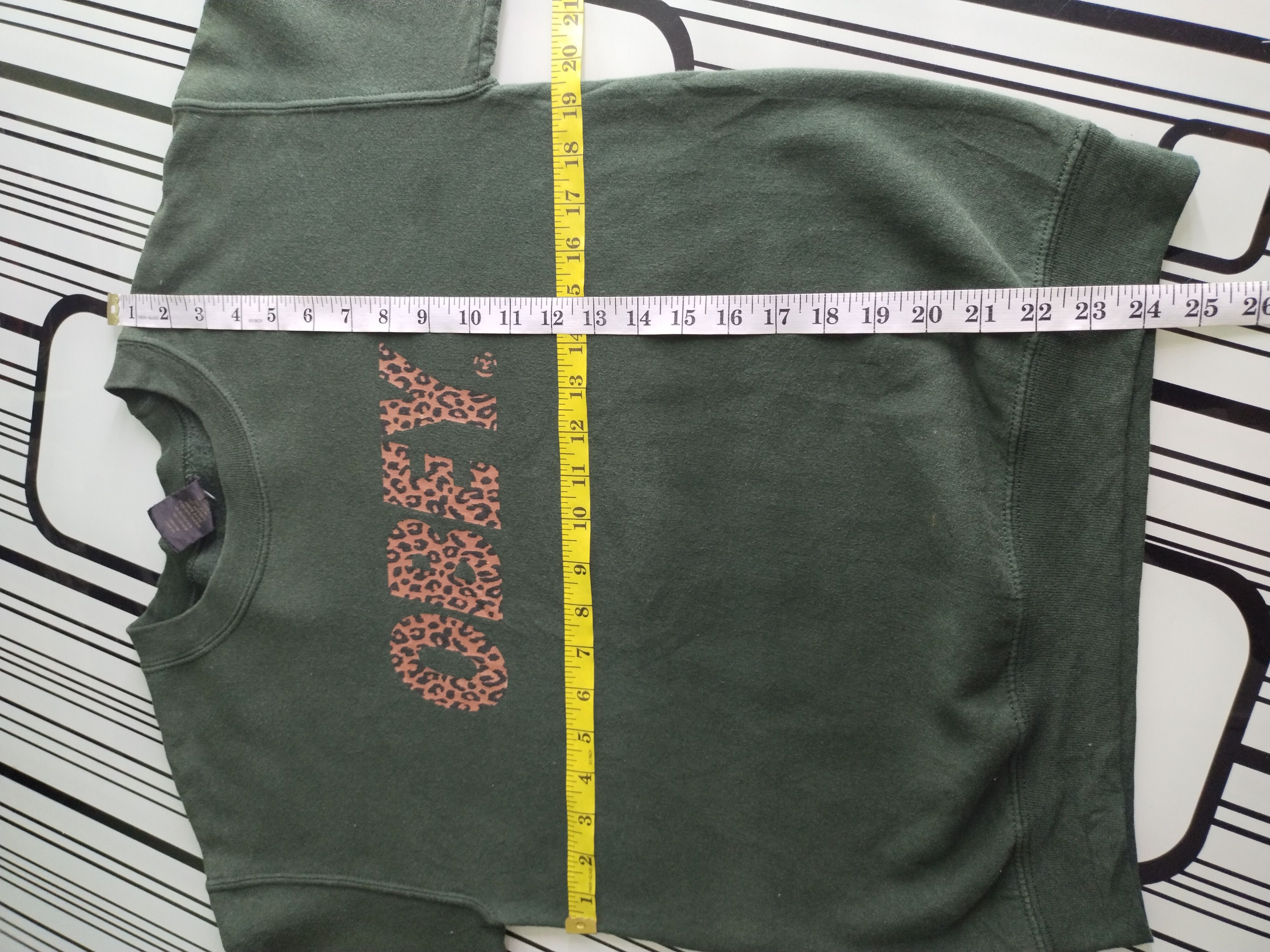 Obey × Vintage Vtg 90's Obey Box Logo Green Sweatshirt Size US S / EU 44-46 / 1 - 12 Thumbnail