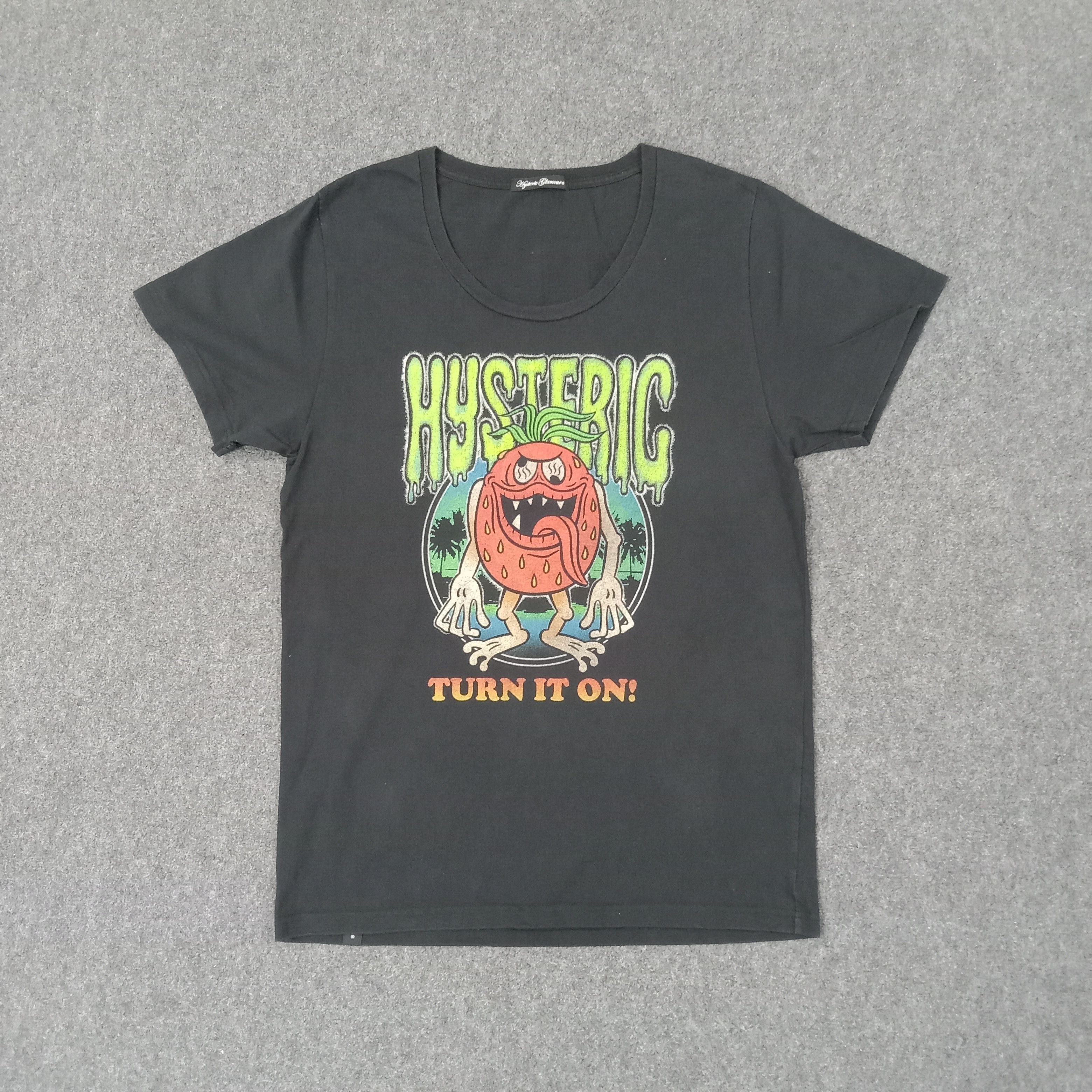 Hysteric Glamour Hysteric Glamour Japanese Brand Parody Tshirt C223N30 Size M / US 6-8 / IT 42-44 - 1 Thumbnail