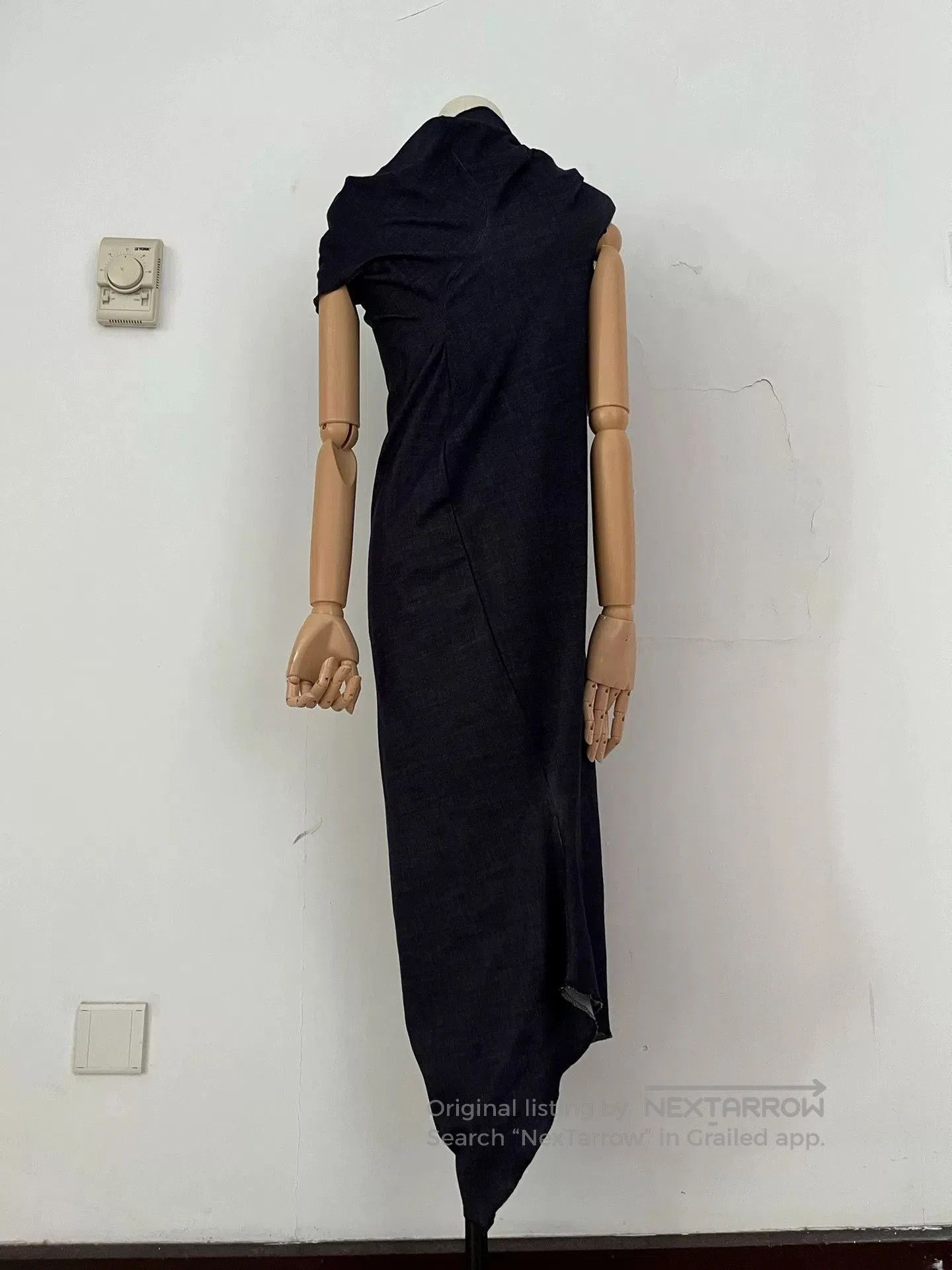 Comme des Garcons Comme des Garcons 2011AW Distorted Dress. Size S / US 4 / IT 40 - 1 Thumbnail