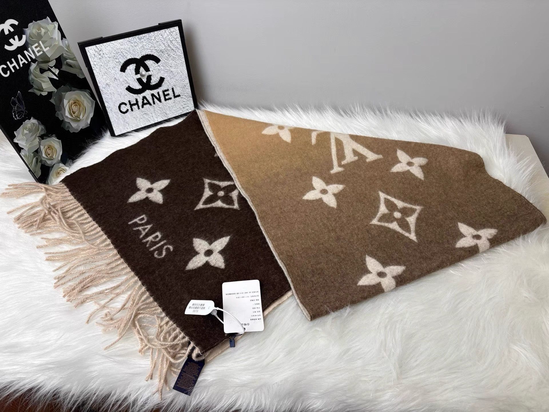 Louis Vuitton Louis Vuitton REYKJAVIK GRADIENT Monogram Tassel Scarf K36 Size ONE SIZE - 5 Thumbnail